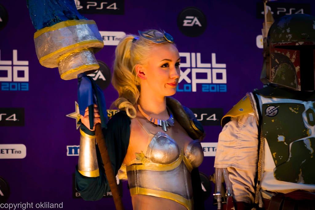 Bilde fra spillexpo i Lillestrøm cosplay