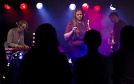 Sweet like Chili, Sofie Braseth, Rikke Braseth, Manic Monday, Chateu Neuf