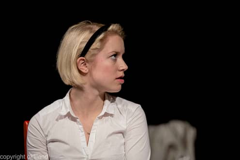 Bilde sur Teater Neuf Family Crisis av Ørjan Liland